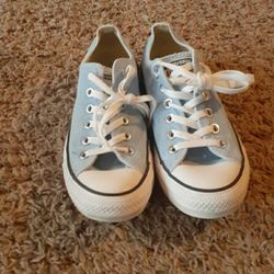 Converse Shoes Size 8 Baby Blue