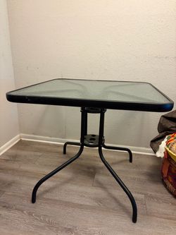 Patio table- Tempered glass metal square