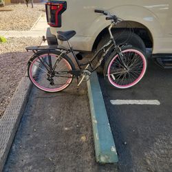 Schwinn Female Beach Cruiser