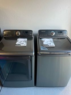 Large Capacity Samsung Washer and Dryer Set