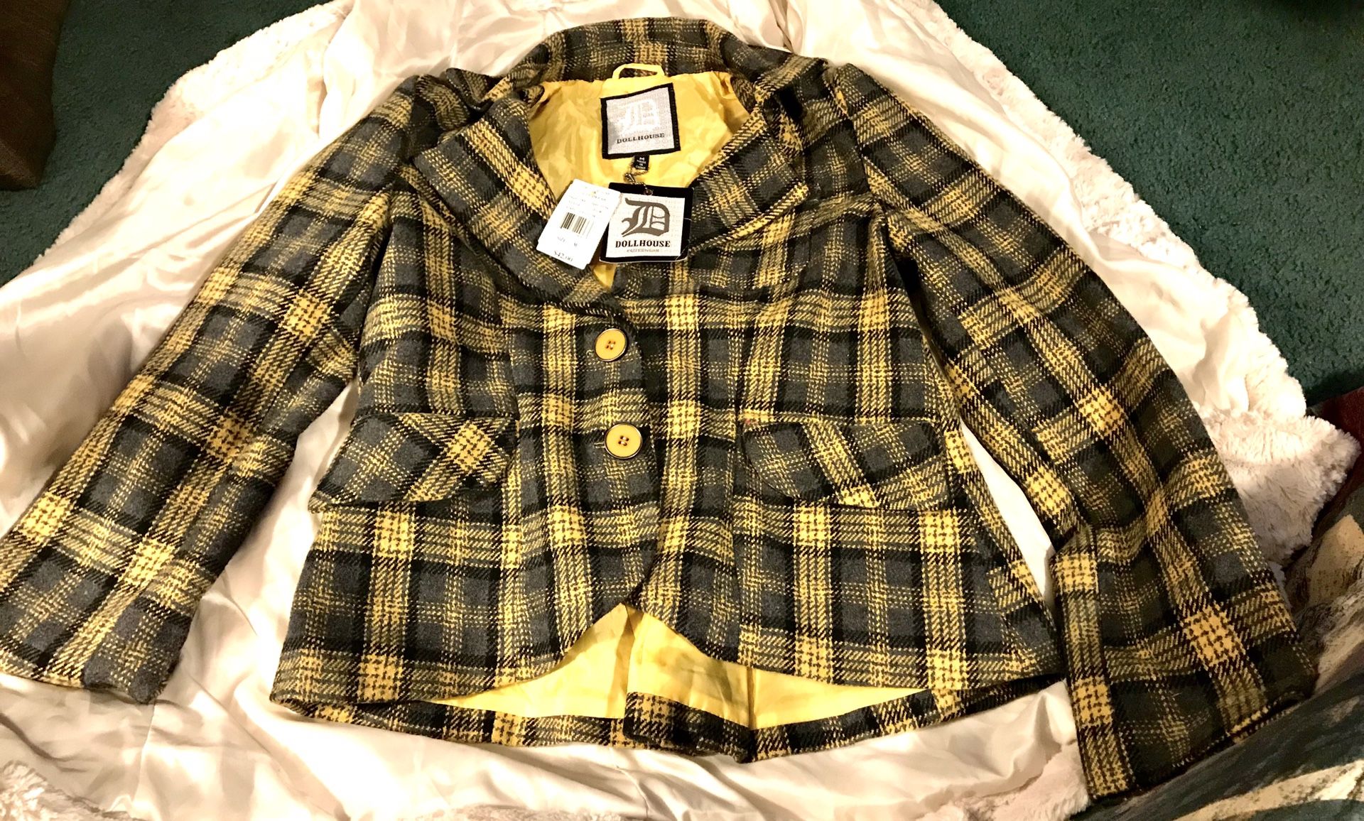 Brand new juniors jacket