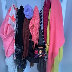 20+ scarf bundle only