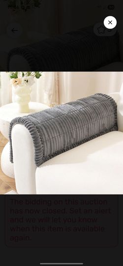 2 arm covers,or dog mats