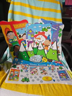Classroom Decor Accents Bulletin Board Set/Carson Dellosa/Winter Accents