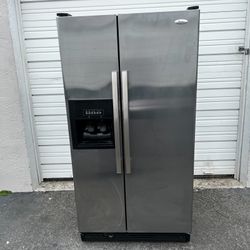 Whirlpool Side by Side Refrigerator. 100% FULLY WORKING!