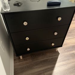 Bedroom Dresser 