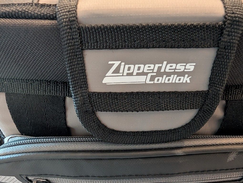 Tommy Bahama Lunch Box