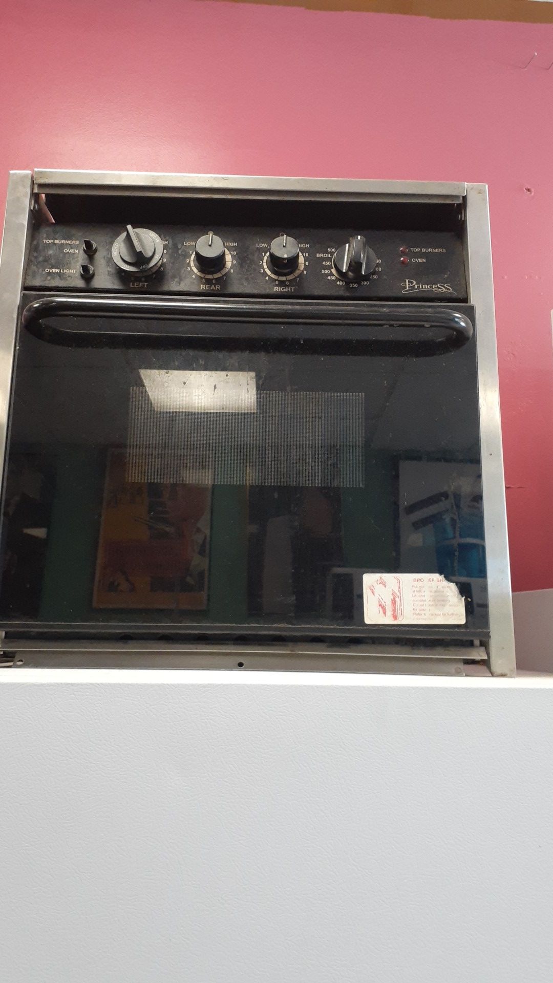 Stove/oven for moter home /camper/rv