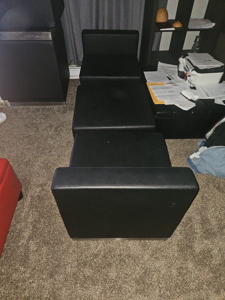 Lounge/ Restaurant/Living Room Chair