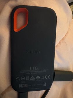 1TB SOLID STATE SSD (x4)