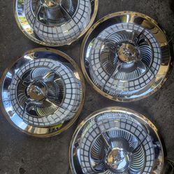 💥1959  dodge lancer spider hubcaps💥