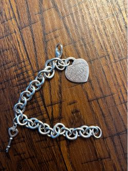 Tiffany & Co. Return to Tiffany Bracelet — $850 OBO — Authentic