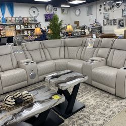Power Reclining Sectional $2,499