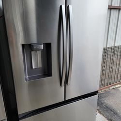 Samsung Refrigerator 3 door stainless steel counter Depth
