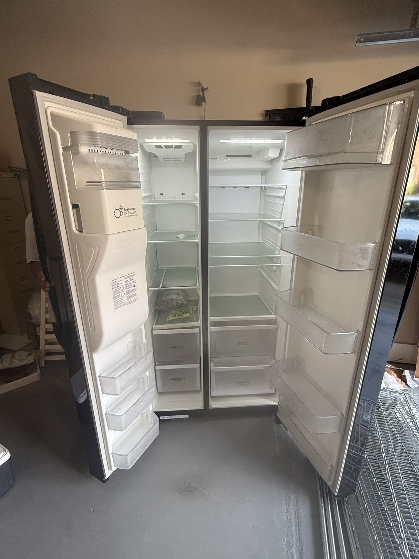 LG Refrigerator 