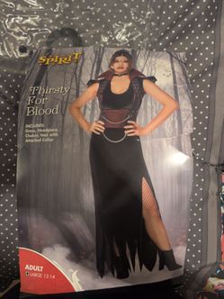 Spirit Halloween Vampire Costume Adult Large