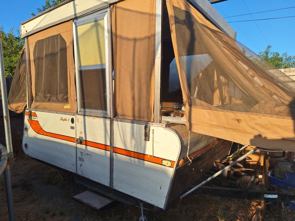 Pop Up Camper Trailer