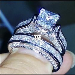 New 18k White Gold Wedding Ring Set 