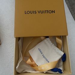 Louis Vuitton box
