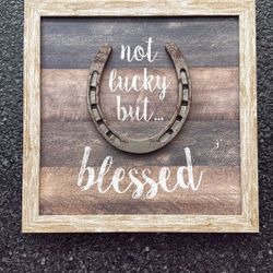 Wall Art - Farmhouse Frame With Horseshoe