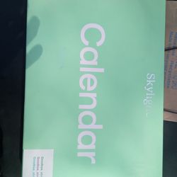 Skylight calendar 15.4" touchscreen digital wall planner