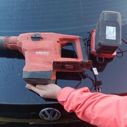 Hilti  T60 A36 Rotaty Hammer With Attchments And Charger Amd Battery 