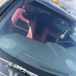 2005-08 Chrysler 300c seats with red covers