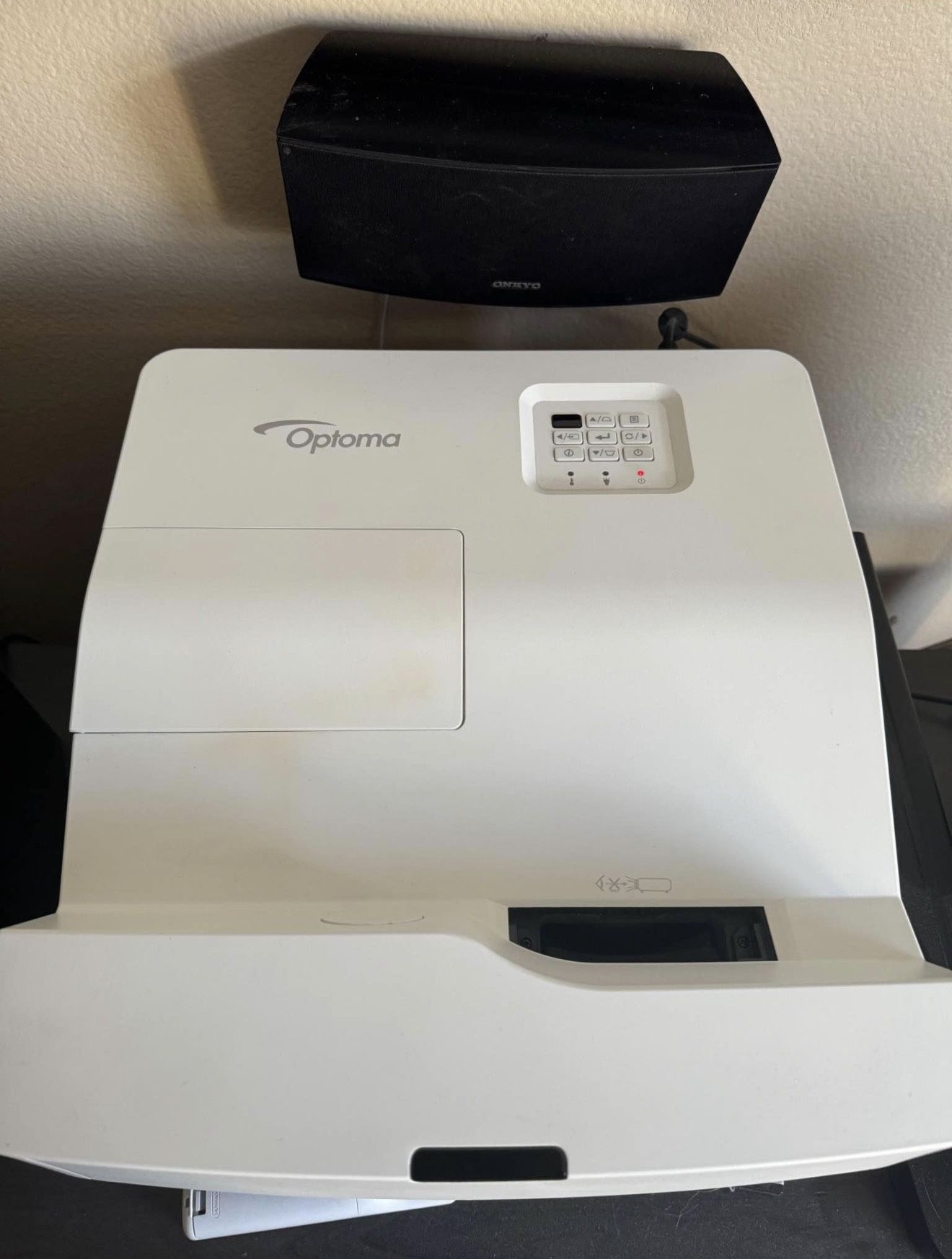 Optoma GT5600 Ultra Short Throw Projector 