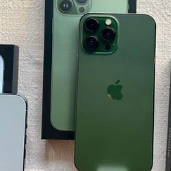 Apple IPhone 13 Pro Max 128gb  Unlocked, FREE Smartwach/ Headphones. Pay $1 Today Rest in payments. NO CREDIT NEEDED FINANCING