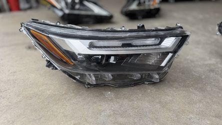 2020-2024 Toyota rav4 headlights