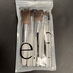 New E.L.F professional complete set of 12