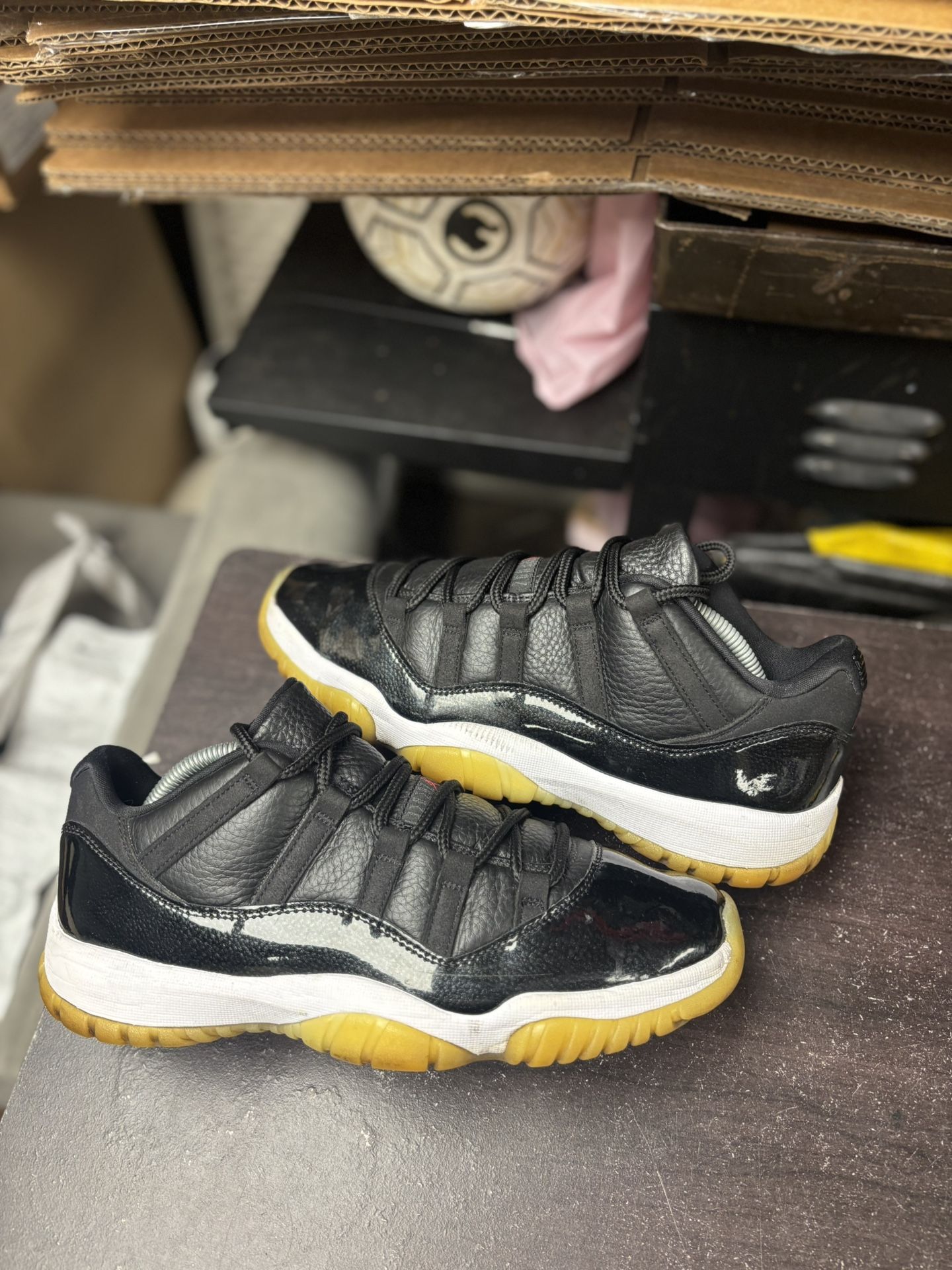 Air Jordan 11 Low 72-10