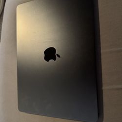 Apple MacBook M3