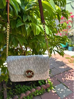 Michael Kors crossbody bag
