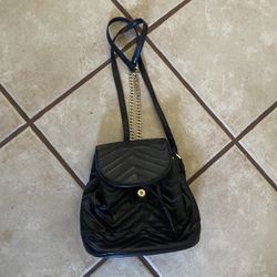 Woman’s Mini Backpack Bag Faux Leather And Chains 