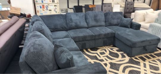 New Sleeper Sectional Couch with USB and Storage! Free Delivery 🚚!