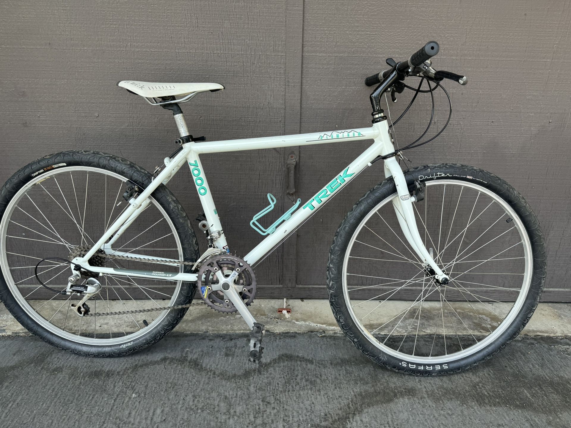 Trek 7000 Mountain Bike