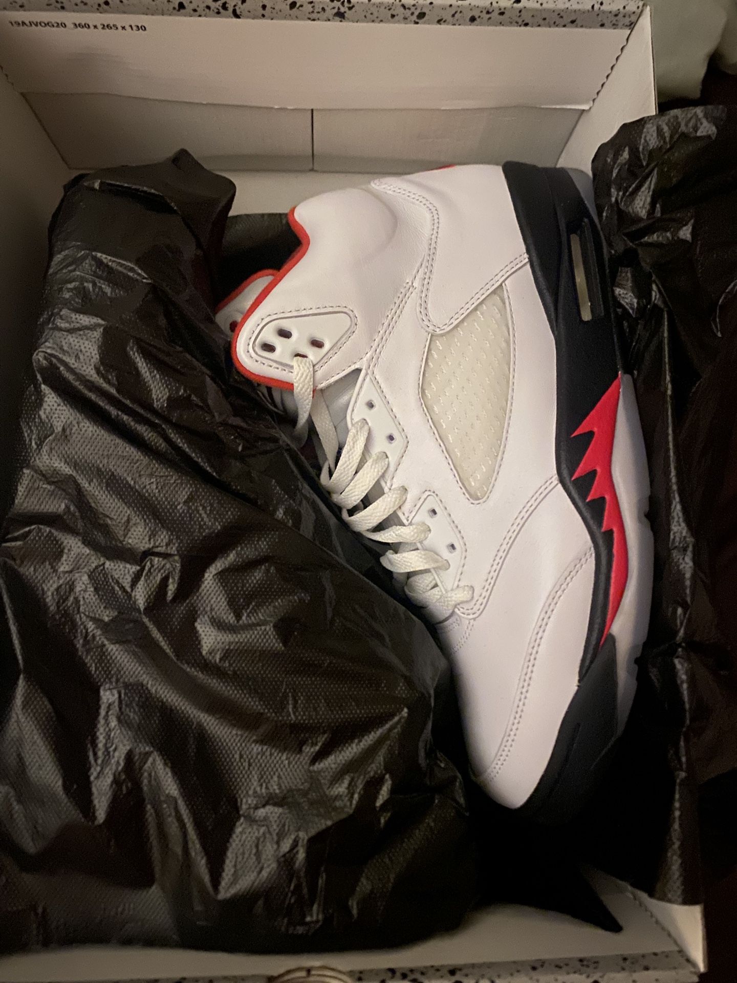 Jordan 5 Fire Red Size 10.5
