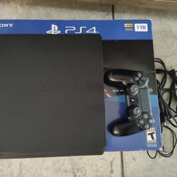 PS4 Slim 1TB Game Console 