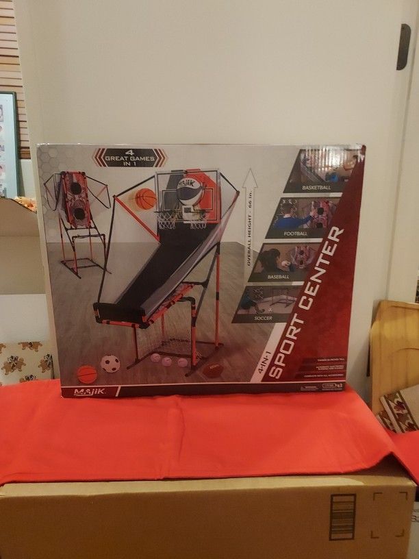 4 IN 1 SPORT CENTER MAKES GREAT CHRISTMAS GIFT