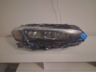 Civic headlight