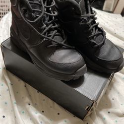 Kids Nike Boots
