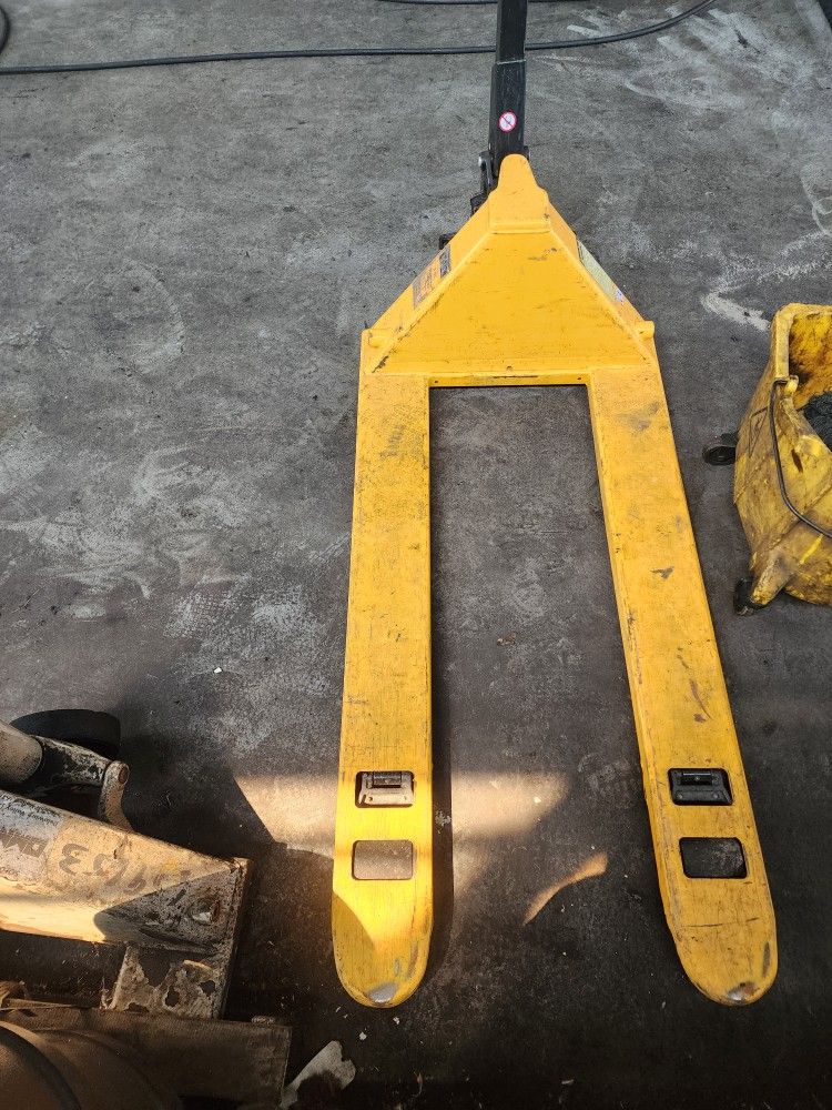 Pallet Jack