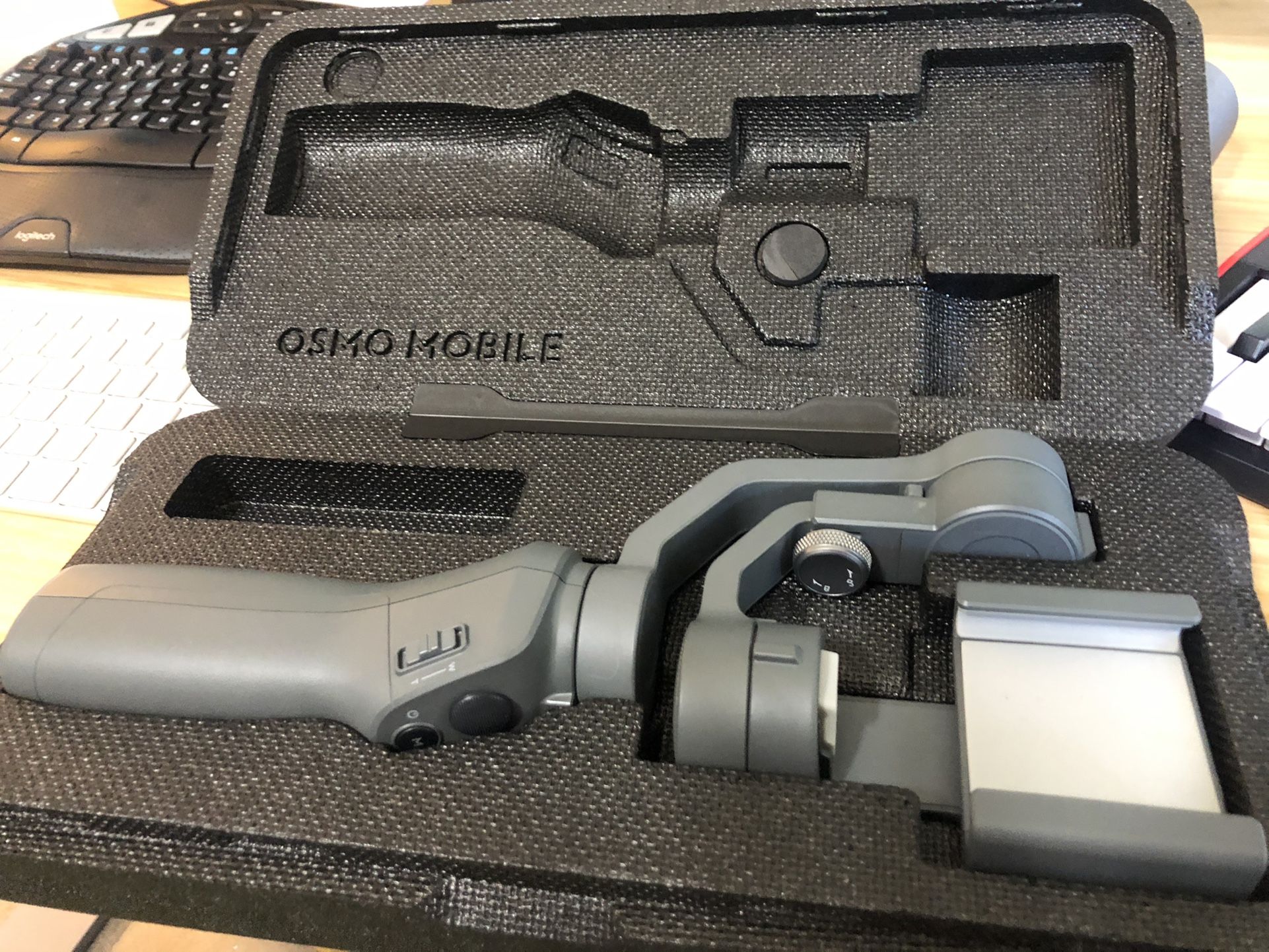 DJI Osmo Mobile 2