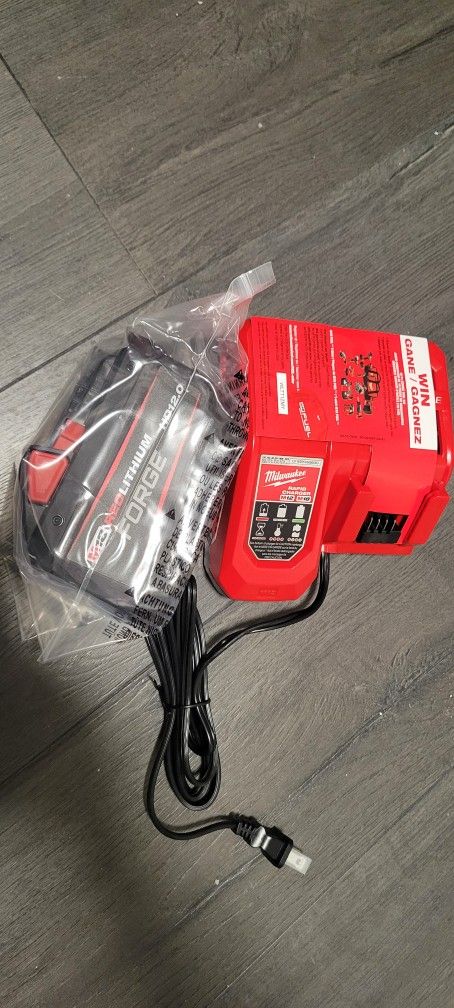 Milwaukee M18 HD12.0 Battery and Rapid Charger 
