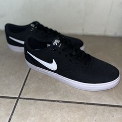 Nike SB Check Women’s Shoes