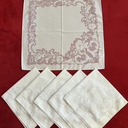 NEW VINTAGE White Floral Napkins Square 17" - Set Of 6 - 55% POLYESTER - Wedding ‼️ Price Is FIRM ‼️ 2 Sets Available ‼️