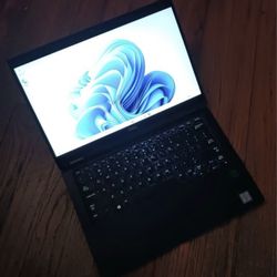 Touchscreen Dell Latitude 2 In 1 Laptop/Tablet Intel Core I7-8665u 16 GB RAM 256 GB SSD Windows 11 Professional 