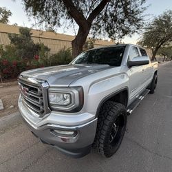 2017 GMC SIERRA 1500 CREW CAB SLE PICKUP 4D 2 3/4 FT
