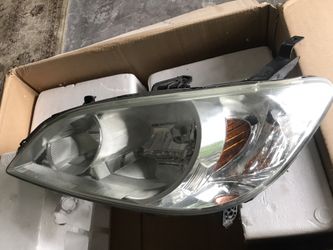 04-05 Honda Civic Driver side headlight